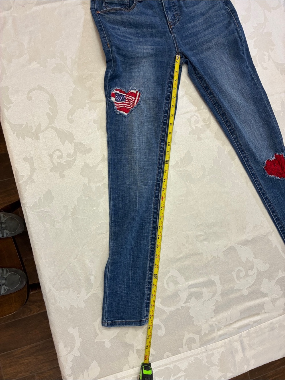 Women’s Seven7 Distressed USA Flag & Red Lace Patched Jeans, High Rise, Size 4 - Picture 8 of 16
